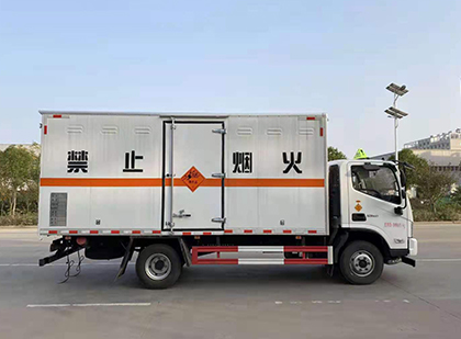 石棉爆破器材运输车