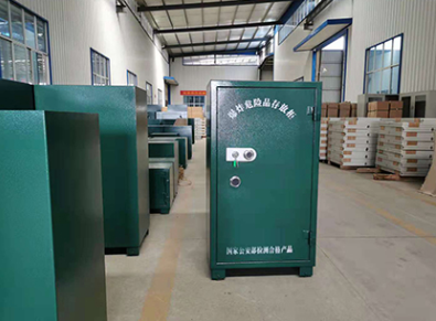 石棉炸药柜一般是什么材质的容易生锈吗？