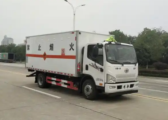 石棉爆破器材运输车可以上高速吗？