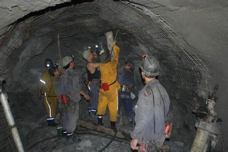 石棉工程爆破中的危险因素分析以及应对工程爆破危险的措施